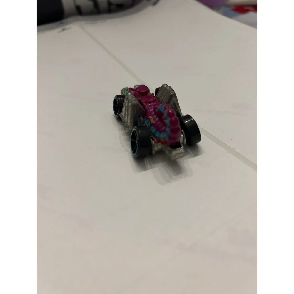 Hot Wheels Scorpedo Purple Scorpion Fantasy Diecast Car Made in Malaysia